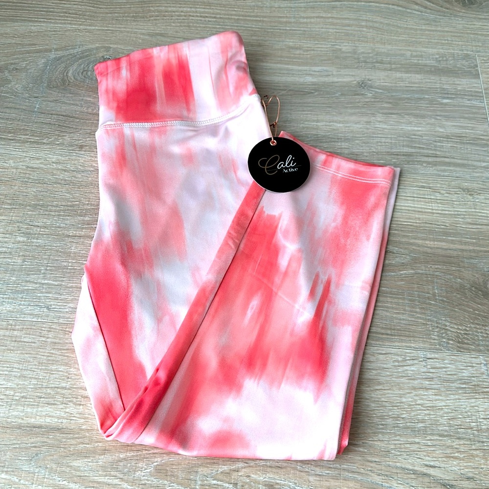 Calia by Carrie Underwood Active leggings Small NWT